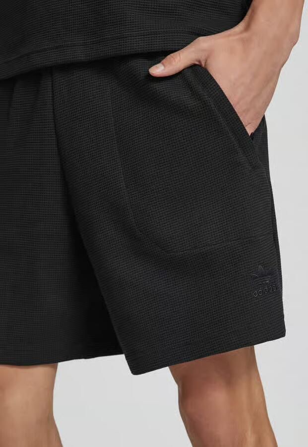 Adidas Originals Korte regular fit broek met structuurmotief - Foto 5