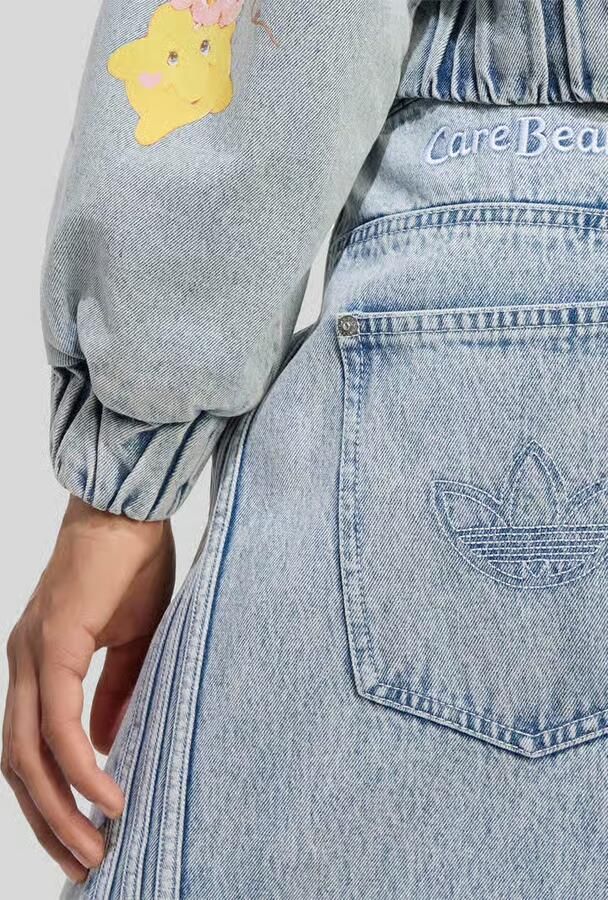Adidas Originals Loose fit jeans van puur katoen met borduursels