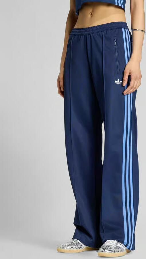 Adidas Originals Loose fit sweatbroek met contraststrepen - Foto 3
