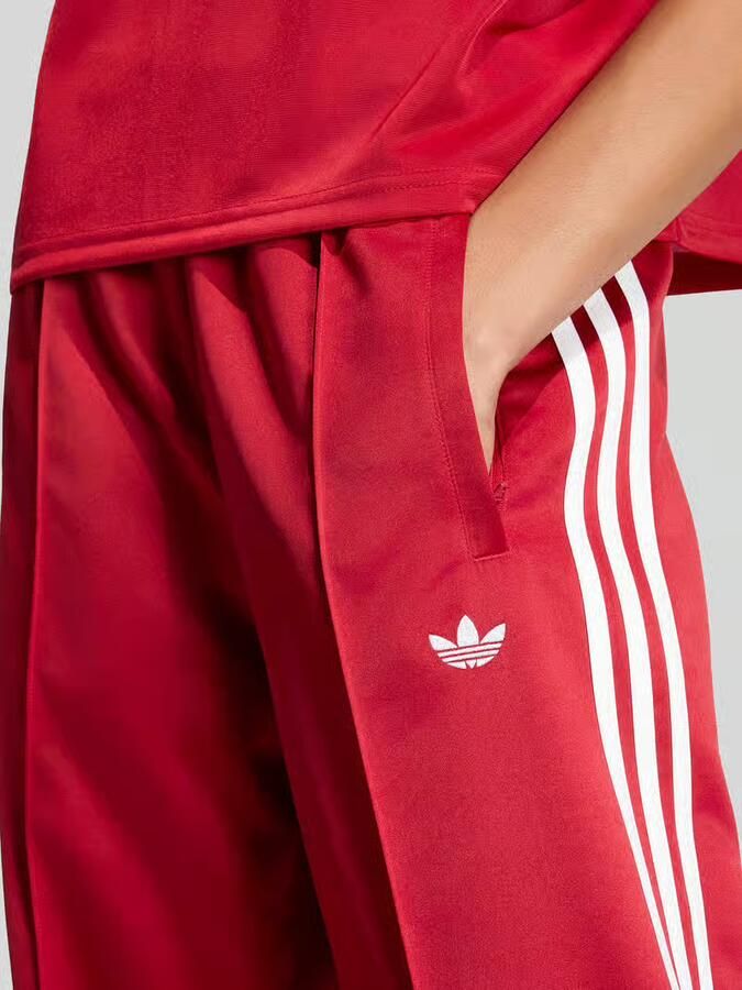 Adidas Originals loose fit trainingsbroek met logo-stitchings