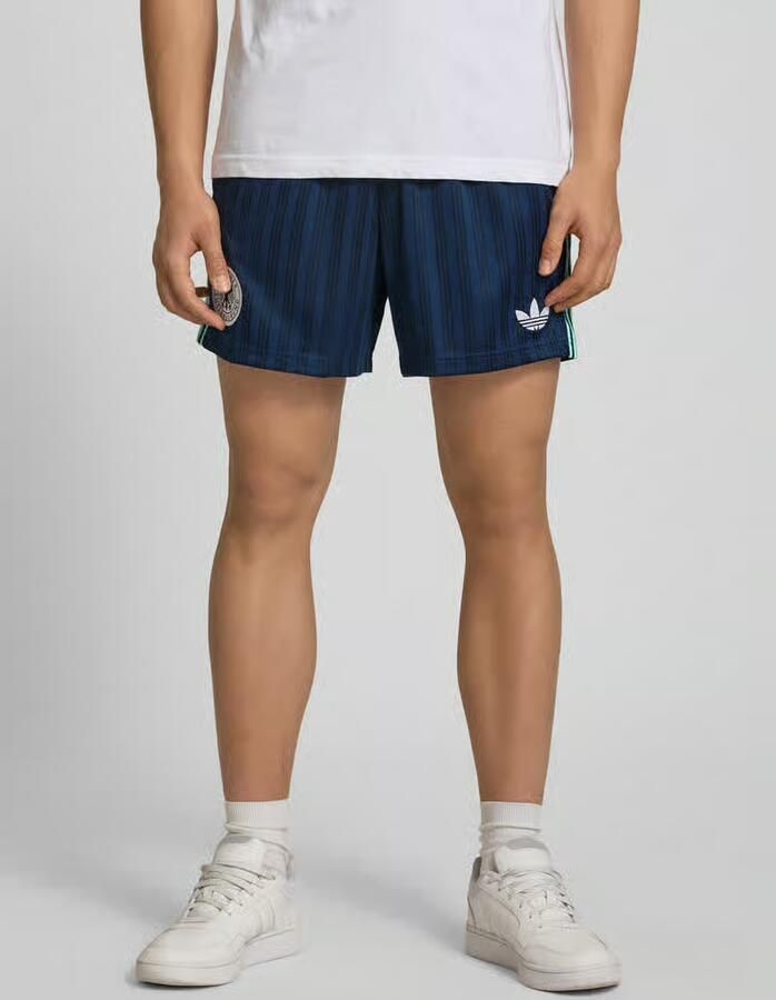 Adidas Originals loose fit tricotshort met DFB-applicatie - Foto 8