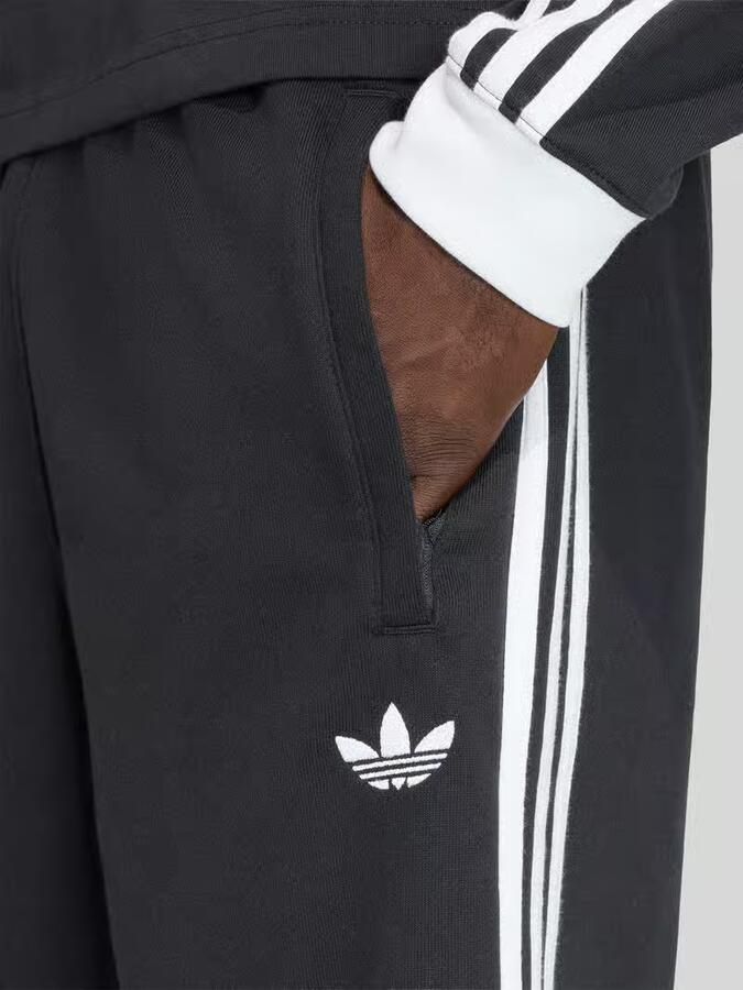 Adidas Originals regular fit sweatshorts met logodetail