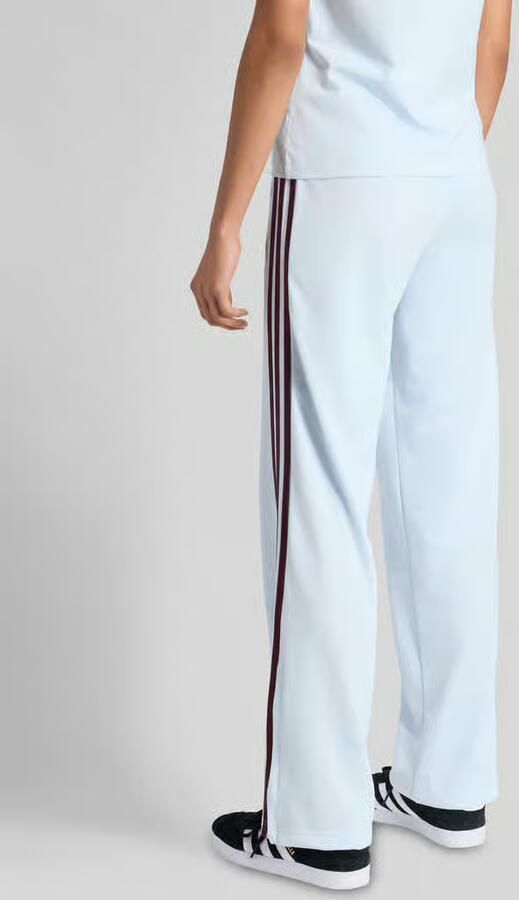 Adidas Originals regular fit trainingsbroek met logodetails