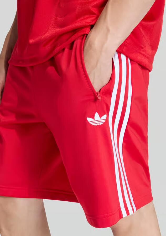Adidas Originals regular fit trainingsshorts met logo-applicatie