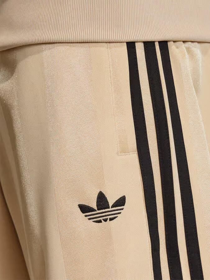 Adidas Originals regular fit trainingsshorts met logo-stitching
