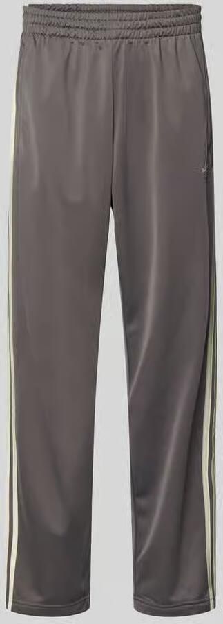 Adidas Originals Straight fit sweatpants met logostitching model 'Firebird'