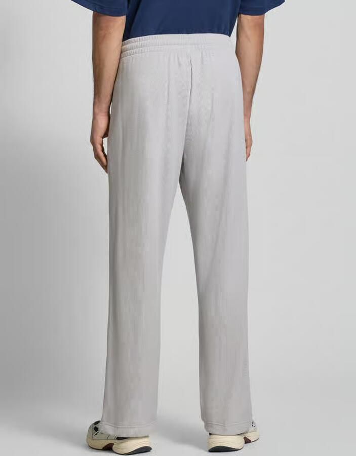 Adidas Originals Straight fit Sweatpants met Structuurpatroon Model 'Essentials' - Foto 2