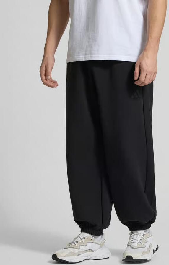 Adidas Sportswear comfort fit sweatpants met logo-print - Foto 6
