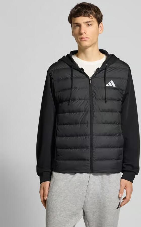 Adidas Sportswear Regular Fit gewatteerd jack met capuchonkraag - Foto 3