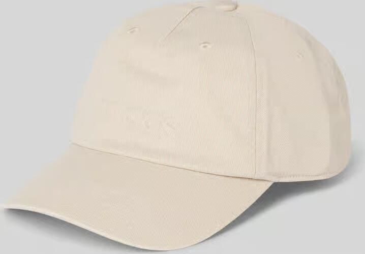 Adidas Sportswear Pet met labelstitching