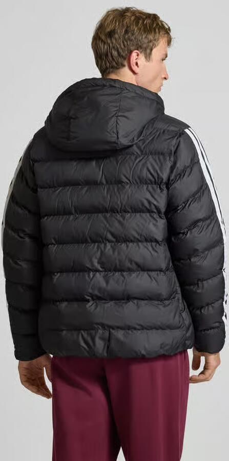 Adidas Sportswear Regular Fit gewatteerd jack met capuchonkraag - Foto 10