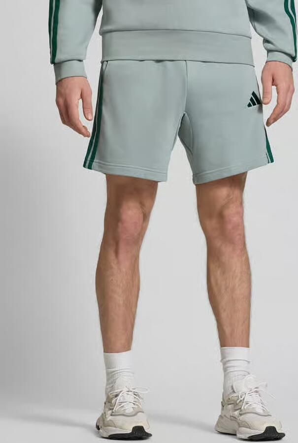 Adidas Sportswear regular fit sweatshorts met viscose - Foto 2