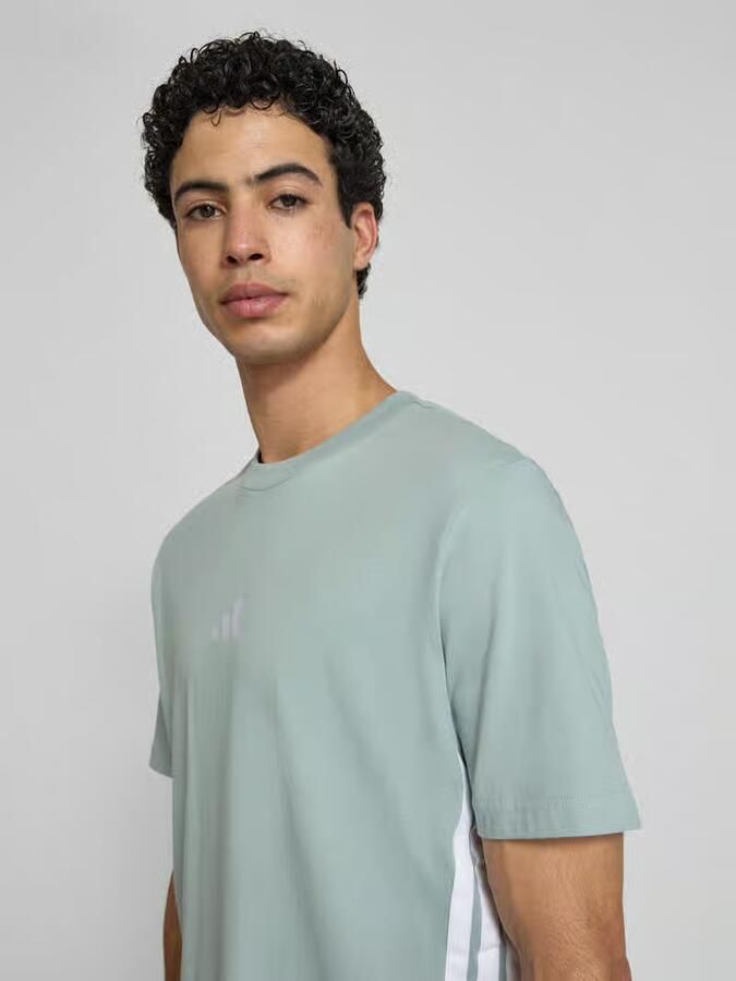 Adidas Sportswear regular fit T-shirt van puur katoen - Foto 2