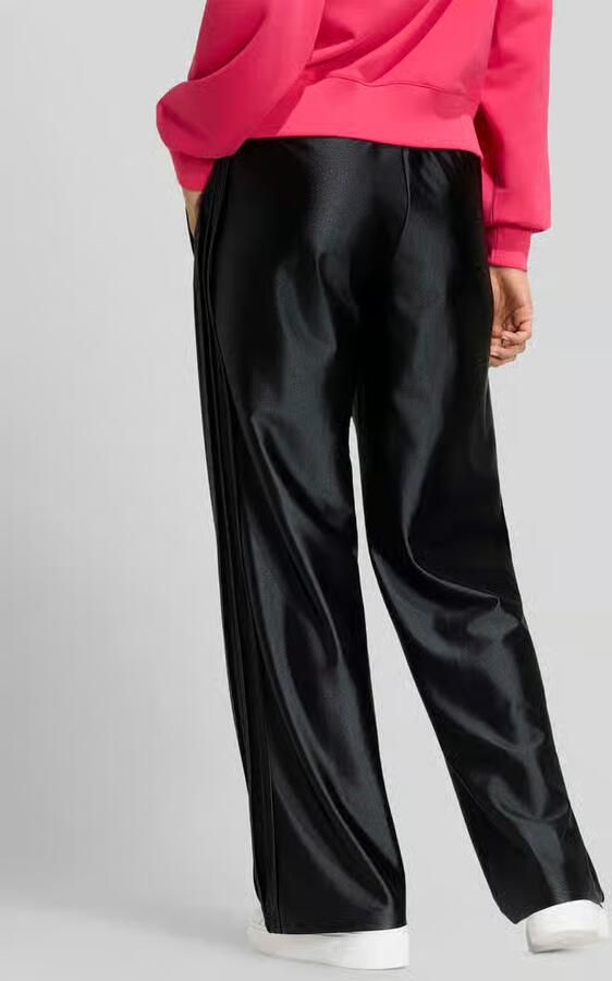 Adidas Sportswear relaxed fit sweatbroek in glanzende look - Foto 3