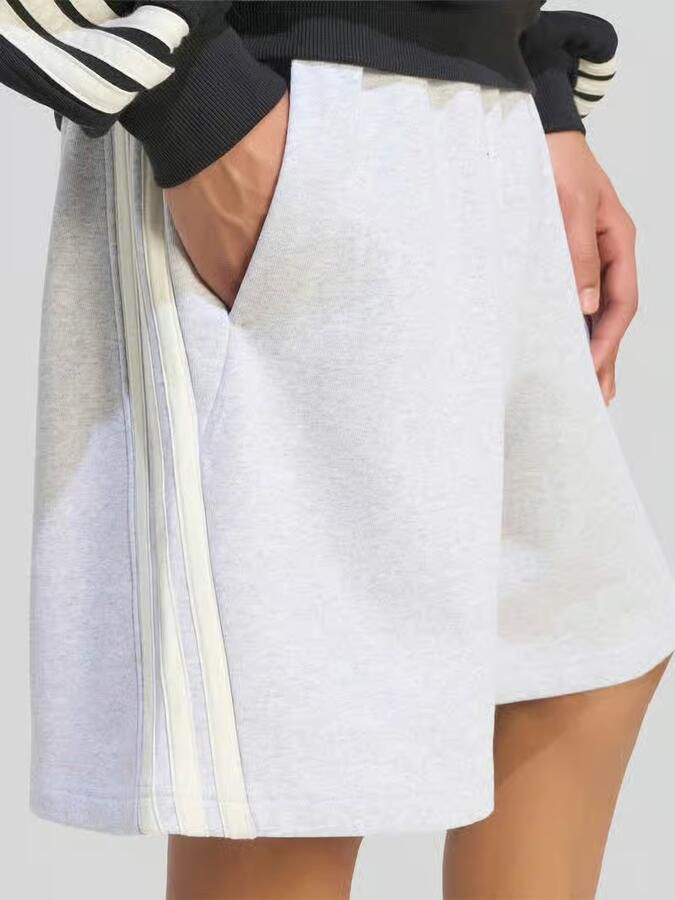 Adidas Sportswear relaxed fit sweatshorts van puur katoen