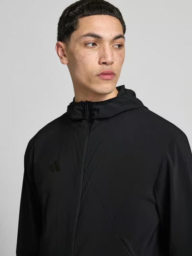 Adidas Sportswear slim fit functioneel jack van sneldrogend materiaal