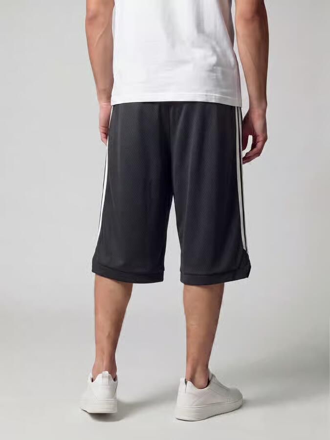 Adidas Sportswear Sweatshorts met zijwaartse steekzakken - Foto 2