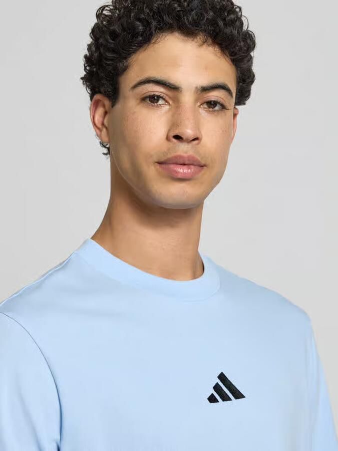 Adidas Sportswear T-shirt met labelstitching en ronde hals - Foto 2