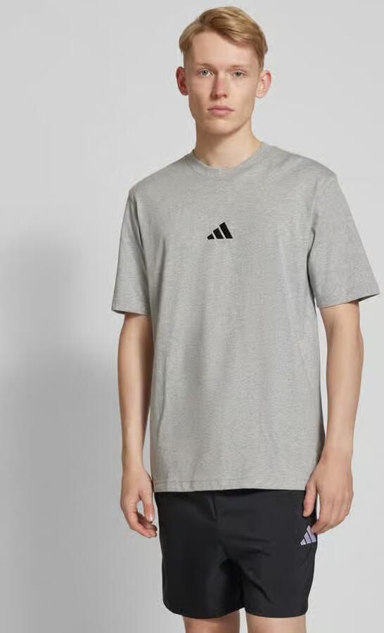 Adidas Sportswear T-shirt met labelstitching - Foto 2