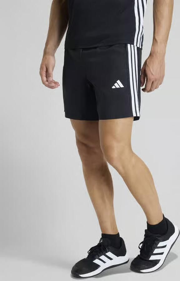 Adidas Training regular fit sportshorts met contraststrepen - Foto 9