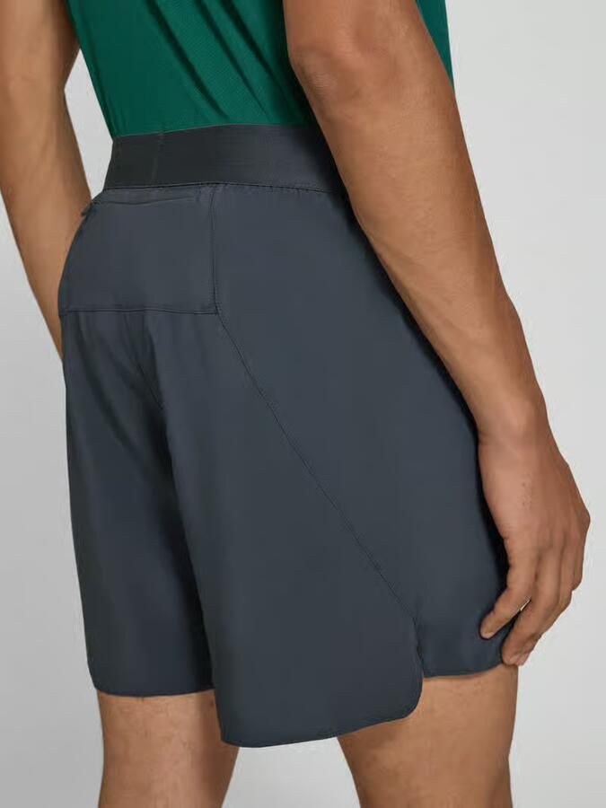 Adidas Training Regular fit sportshorts met logoprint model 'Run Ess Shor M' - Foto 2