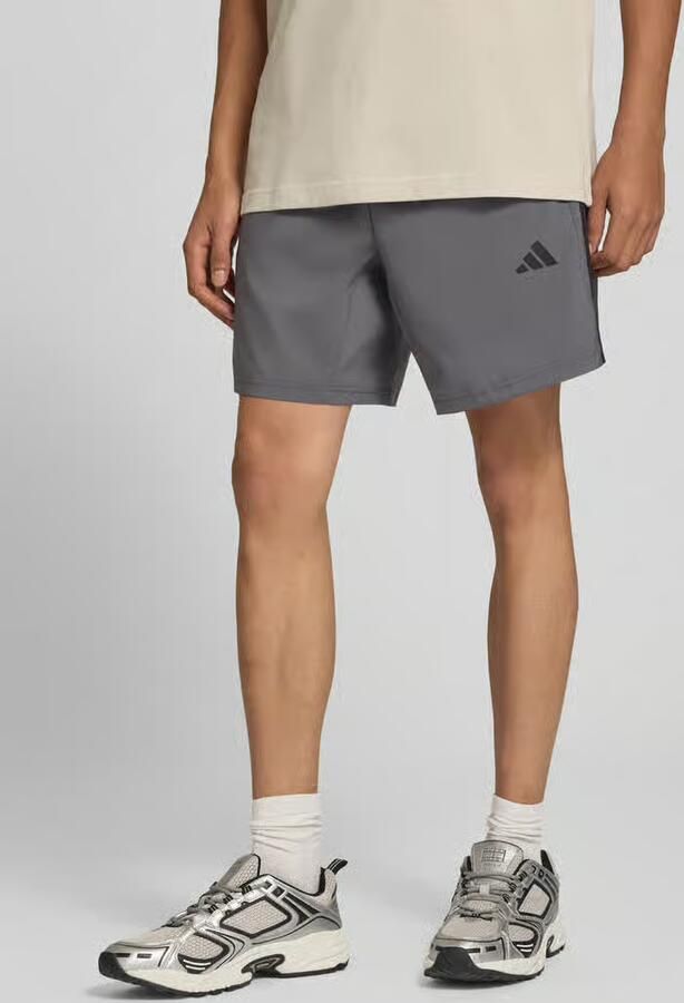 Adidas Training Regular fit sportshorts met logoprint model 'WE BAS 3SWV SH' - Foto 3