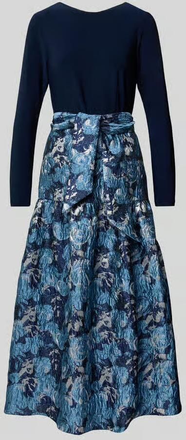 Adrianna Papell Avondjurk in 2-in-1-look met strikceintuur