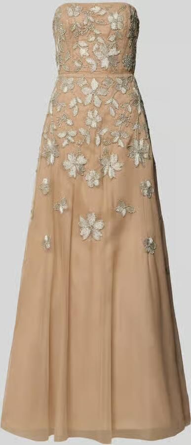 Adrianna Papell Avondjurk in off shoulder-look