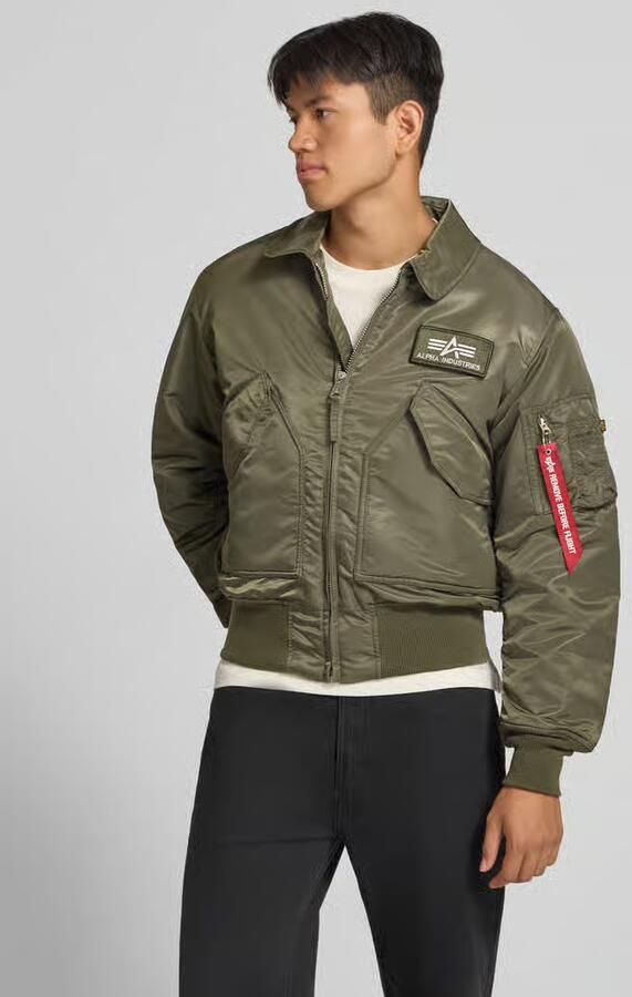 Alpha industries Bomberjack met zijwaartse klepzakken en labelpatch - Foto 3