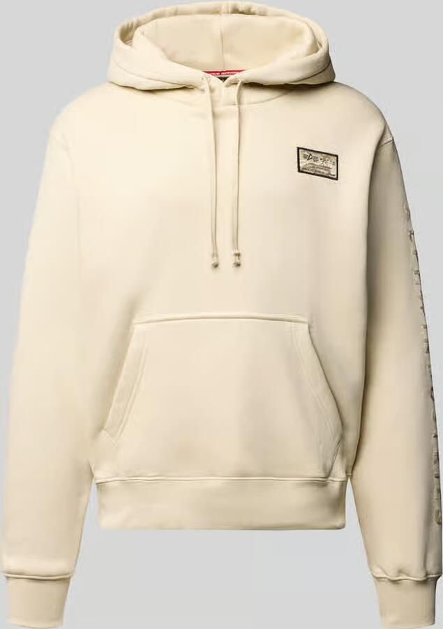 Alpha industries Hoodie met labelstitching model 'Camo Sleeve'