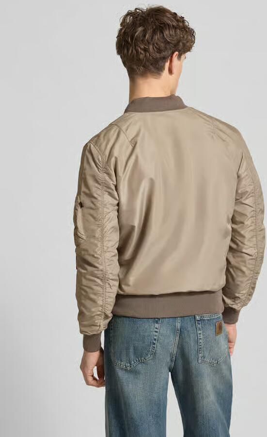 Alpha industries Bomberjack met labelpatch model 'MA-1 TTC' - Foto 2