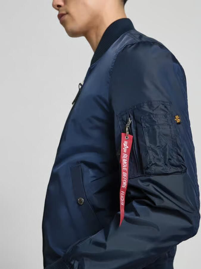 Alpha Industries Bomberjack Men Bomber & Flight Jackets MA-1 TT