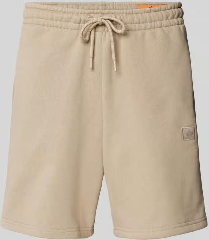 Alpha industries Regular fit sweatshorts met labelpatch model 'ALPHA ESSENTIALS' - Foto 2