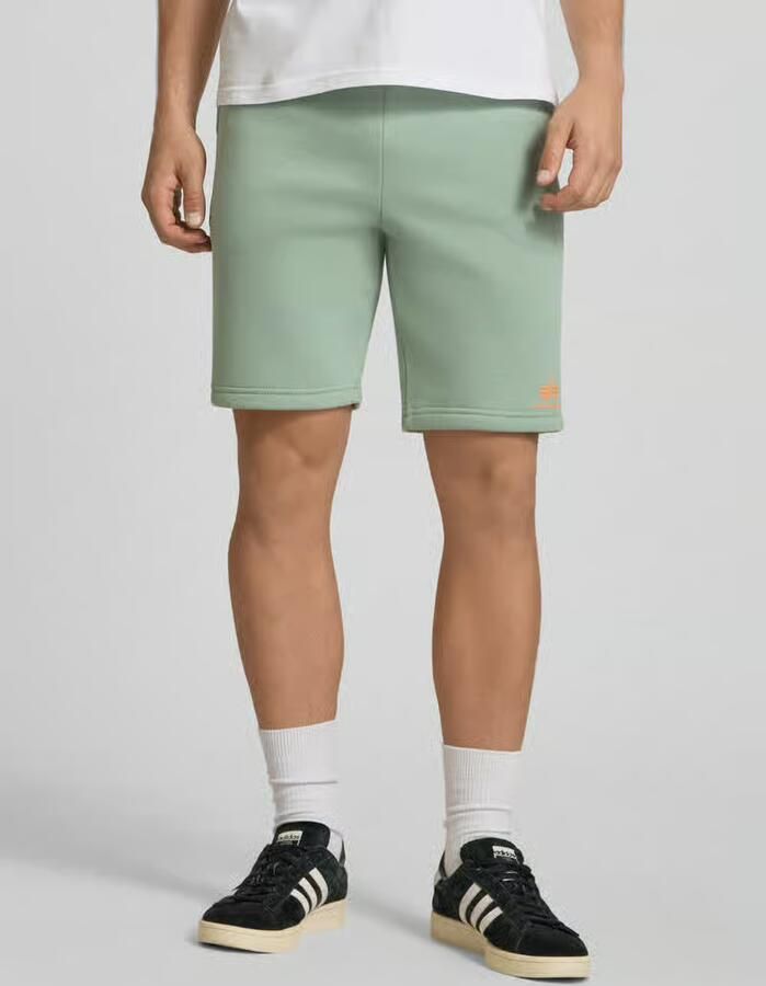 Alpha industries Short met steekzakken en logoprint - Foto 3
