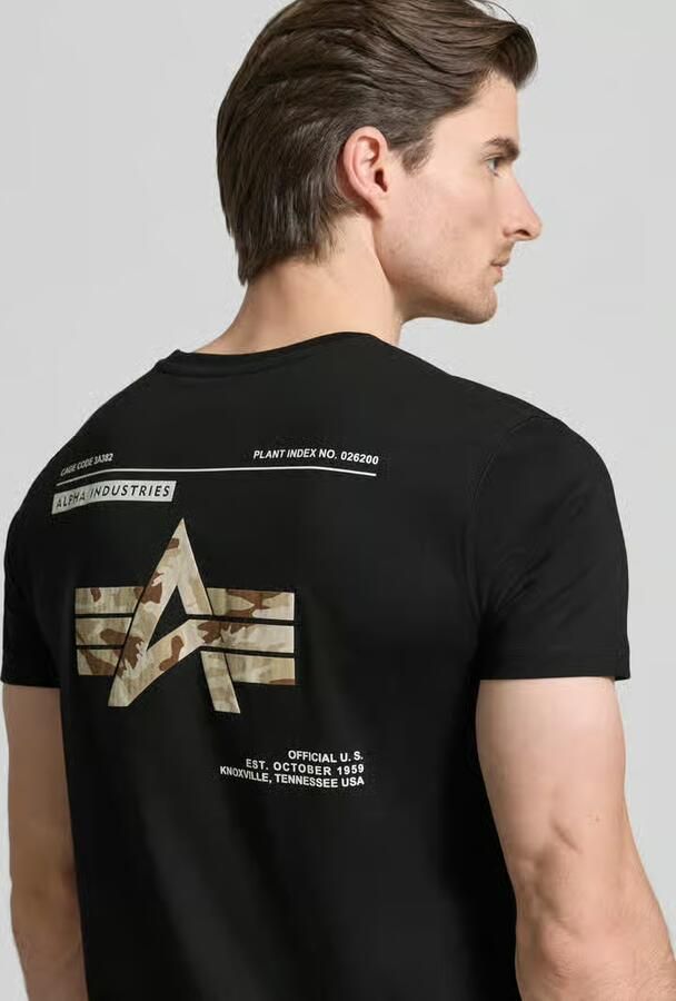 Alpha industries T-shirt met labelpatch model 'Camo'