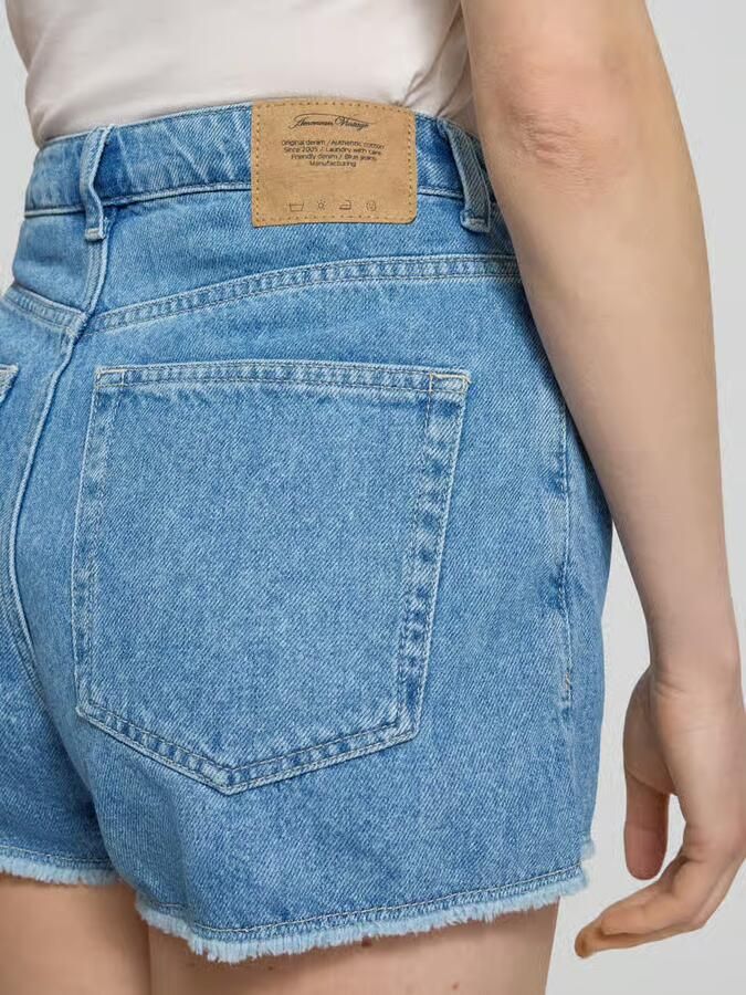 American vintage korte jeans met franjes model 'JOYBIRD'