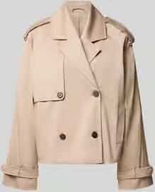 Anine Bing boxy fit trenchcoat model 'RICKIE CROPPED TRENCH'