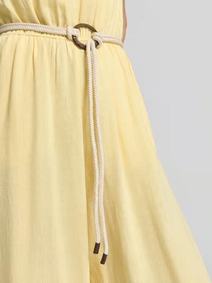 Apricot Jumpsuit van viscosemix met riem