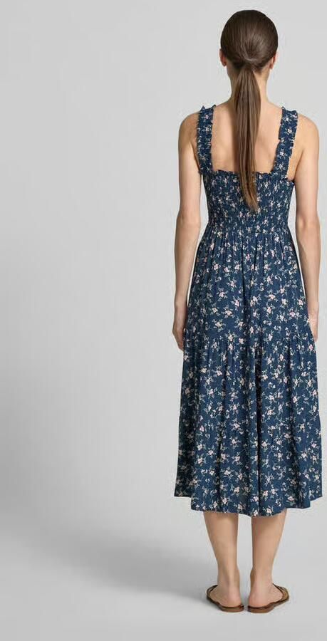 Apricot Knielange jurk van viscose met bloemenmotief