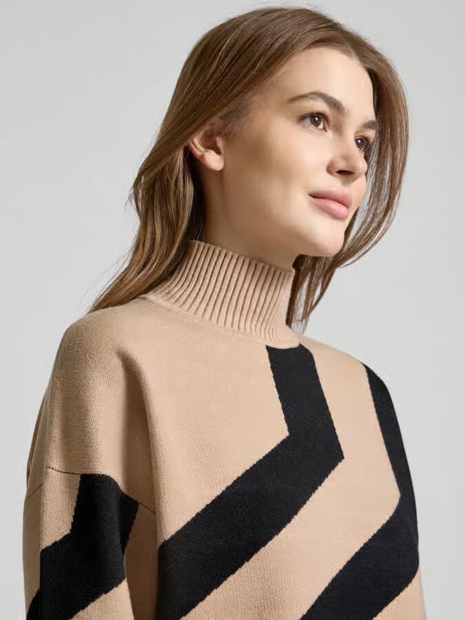 Apricot Gebreide pullover van viscosemix met opstaande kraag
