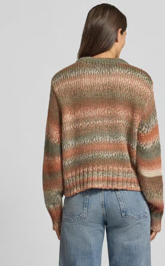 Apricot Relaxed fit gebreide pullover met ronde hals