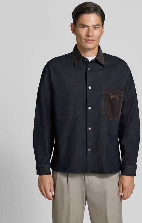 Armani Exchange Overshirt met kentkraag in corduroy look en labelpatch - Foto 2