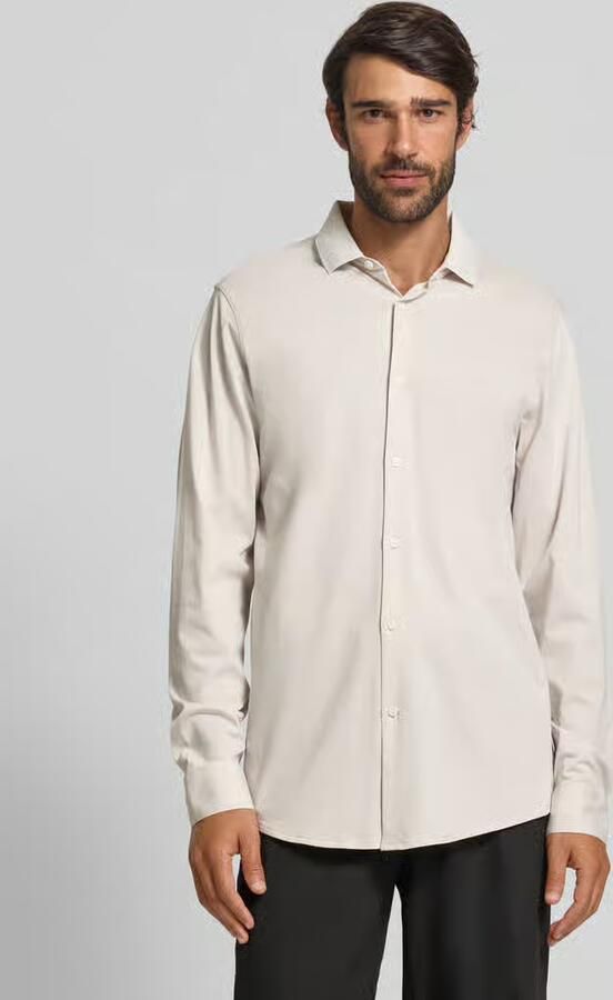 Armani Exchange Regular fit vrijetijdsoverhemd met haaikraag - Foto 2