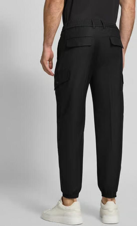Armani Exchange Tapered fit cargobroek met elastische band model 'PANTALONI'