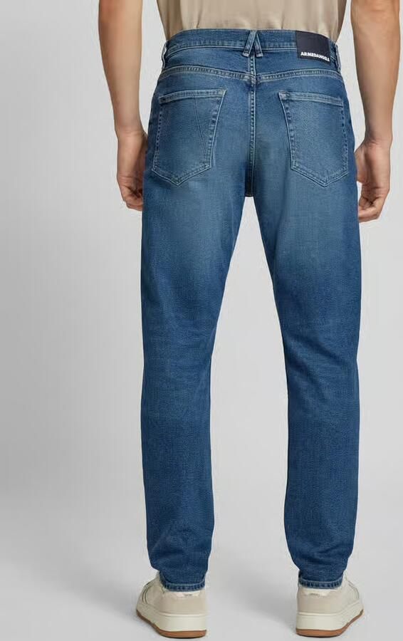 ARMEDANGELS tapered fit jeans in 5-pocket-design model 'AARJO TARPA'
