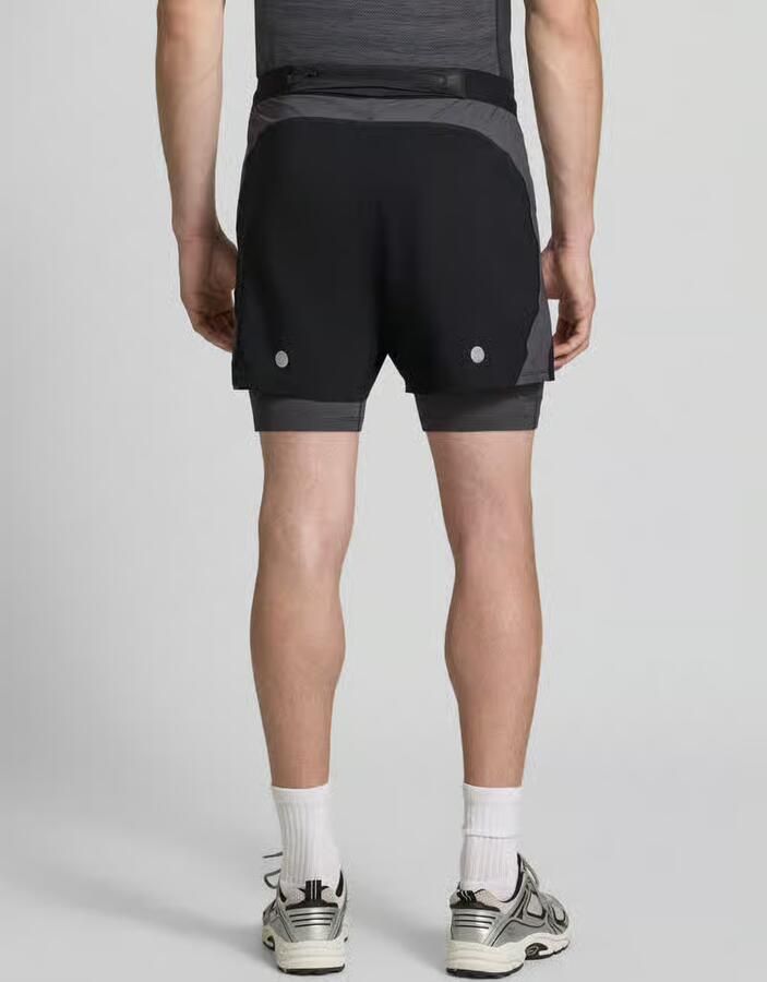 ASICS Regular fit short met geïntegreerde tights model 'Road' - Foto 2