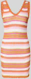Banana moon mini-jurk met V-hals model 'SILOAM WILDERNESS'