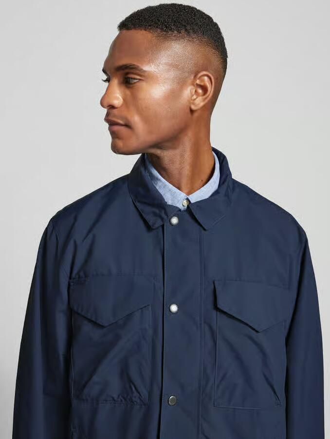 Barbour Jack met klepzakken op de borst model 'Camber'