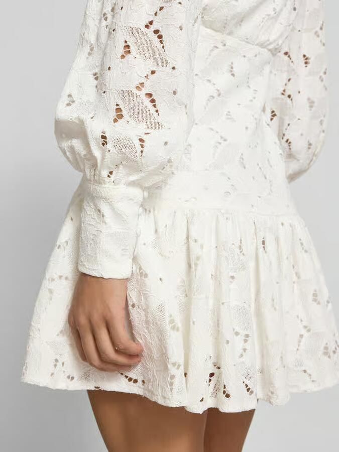 Bardot cocktailjurk van kant model 'REMY'