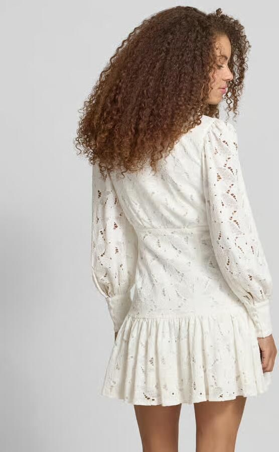 Bardot cocktailjurk van kant model 'REMY'